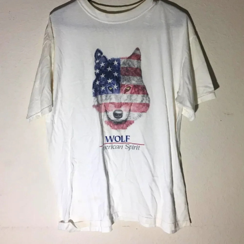 Mens Anvil Shirt Size Large Wolf American Flag Spirit Trendy Animal Vintage